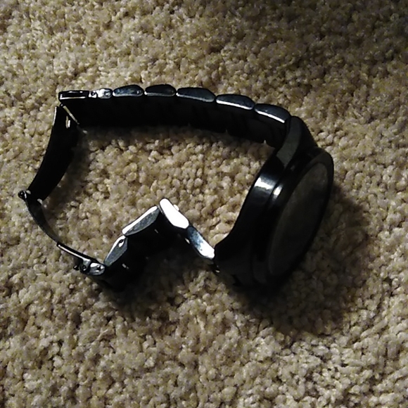 All black Micheal kors watch - Picture 2 of 2